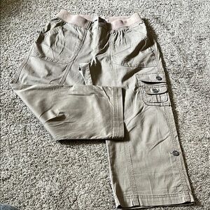 Brown Cargo Pants with Relaxed Fit and Straight-Leg Design